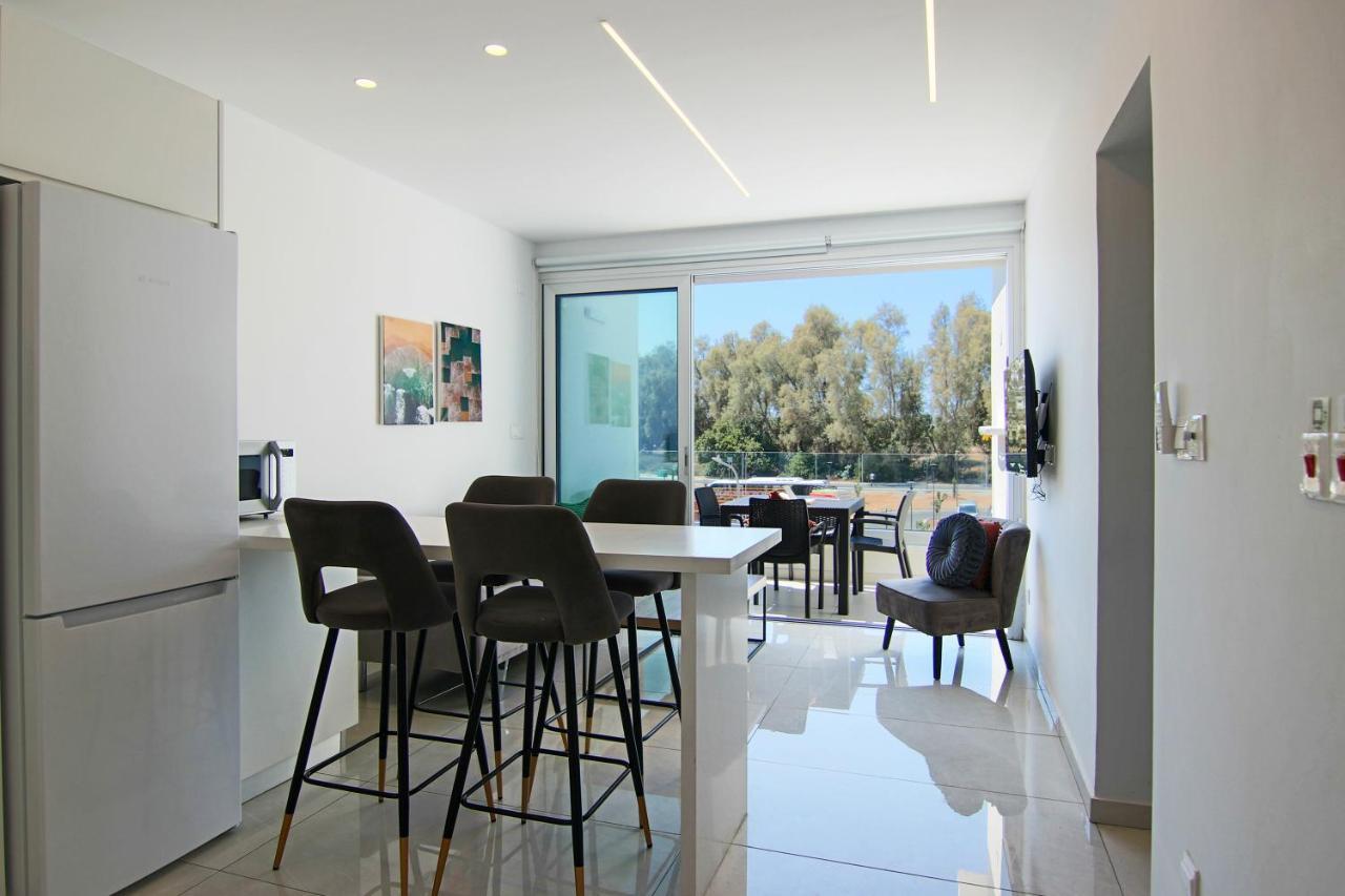 شقة Phaedrus Living - Seaside Executive Flat Harbour 203 بافوس المظهر الخارجي الصورة