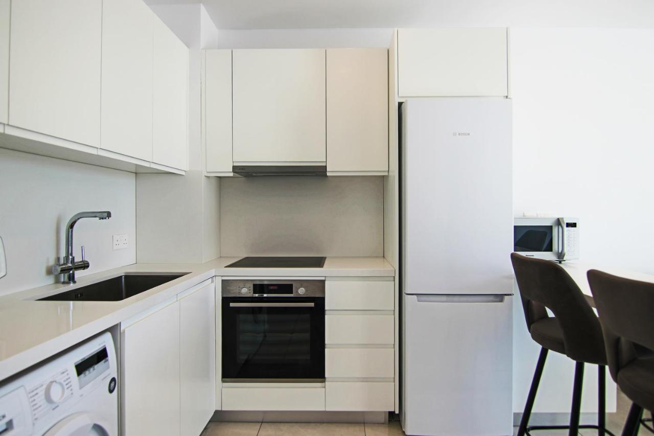 شقة Phaedrus Living - Seaside Executive Flat Harbour 203 بافوس المظهر الخارجي الصورة