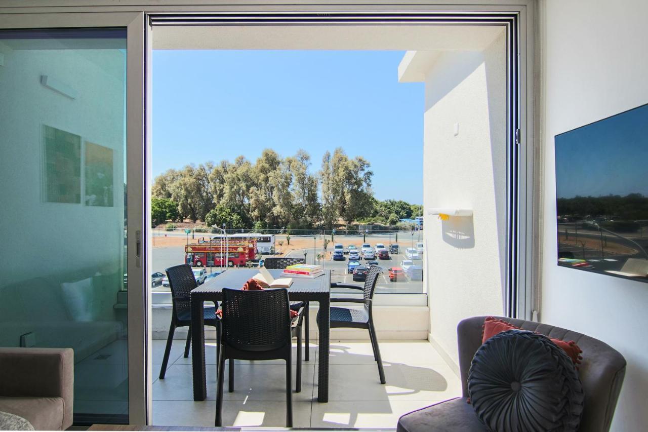 شقة Phaedrus Living - Seaside Executive Flat Harbour 203 بافوس المظهر الخارجي الصورة
